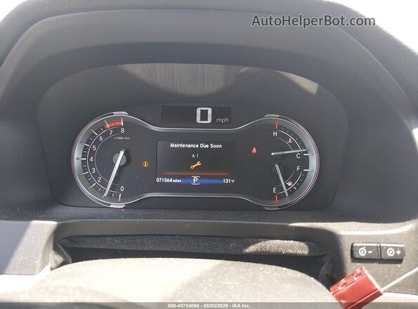 5FNYF6H60HB083424 2017 HONDA PILOT Red Հետևի նստատեղերի տեսք