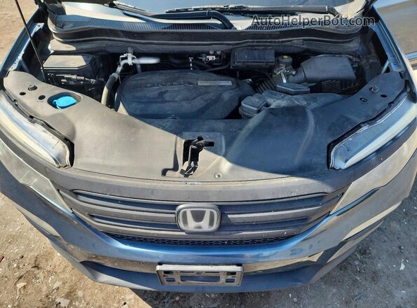 5FNYF6H63JB050925 2018 HONDA PILOT Blue Widok komory silnika