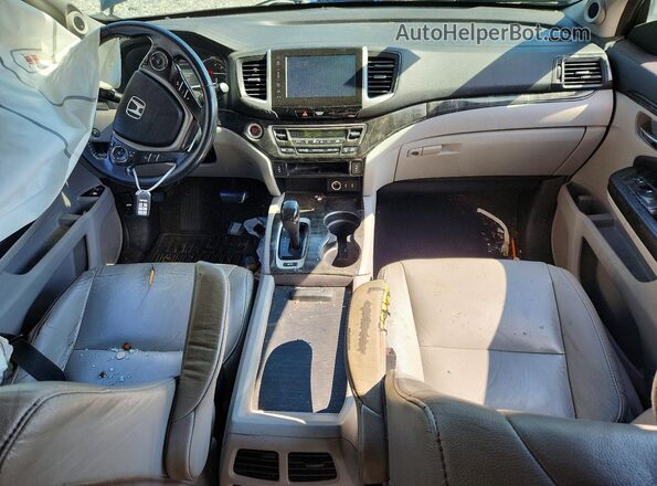 5FNYF6H72HB055729 2017 HONDA PILOT Black Dashboard view