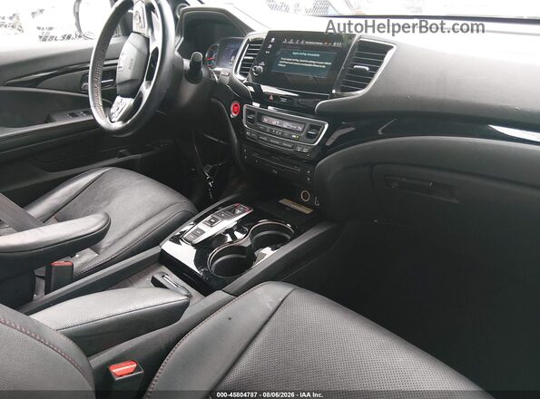 5FNYF6H73NB003909 2022 HONDA PILOT White Front interior view