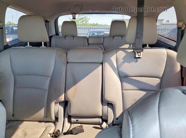 5FNYF6H86JB503758 2018 HONDA PILOT Gray Widok tylnych siedzeń