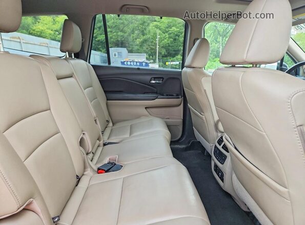 5FNYF6H92KB039944 2019 HONDA PILOT Белый Вид задней части салона