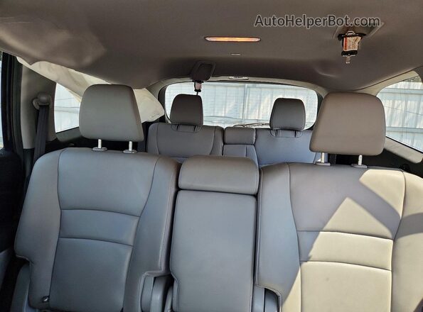 5FNYF6H93JB015683 2018 HONDA PILOT Blue უკანა სავარძლების ხედი