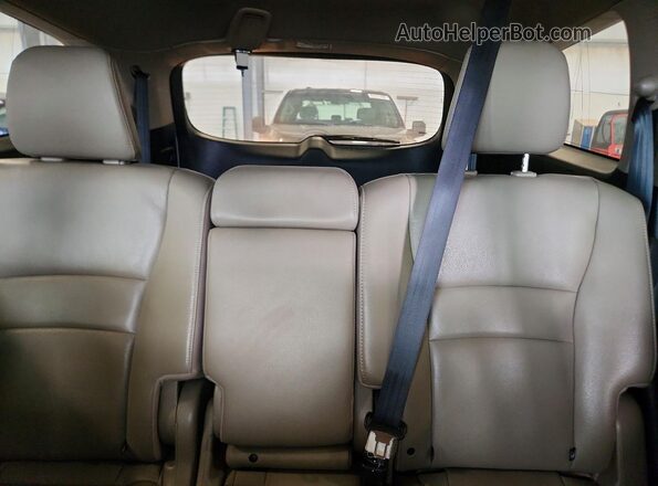 5FNYF6H94HB050226 2017 HONDA PILOT White Rear seats view