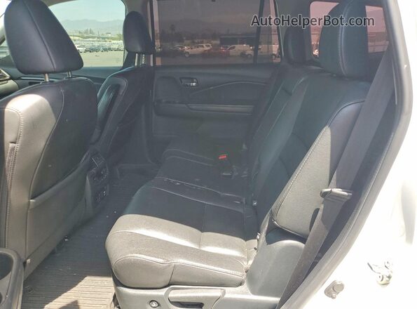5FNYF6H95LB002338 2020 HONDA PILOT White უკანა სალონის ხედი