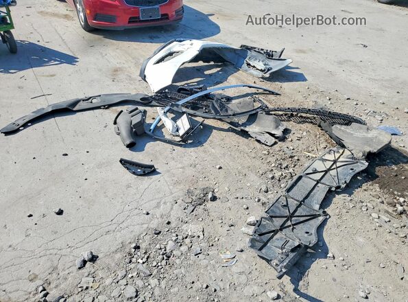 5FNYF6H97JB012043 2018 HONDA PILOT White Widok naklejki z numerem VIN
