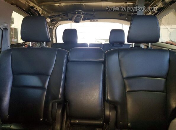 5FNYF6H99JB065696 2018 HONDA PILOT Серый Вид задних сидений