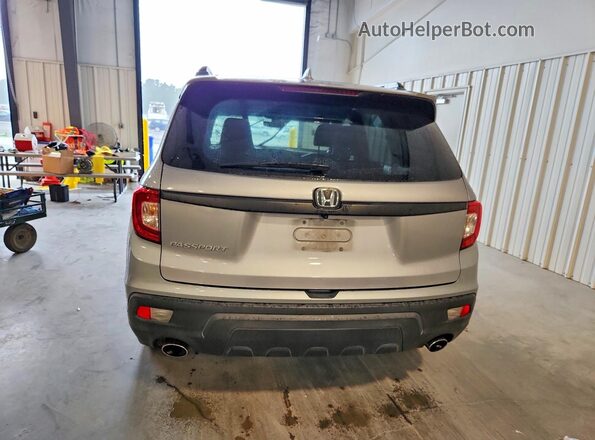 5FNYF7H55LB004707 2020 HONDA PASSPORT Silver Հետևի տեսք