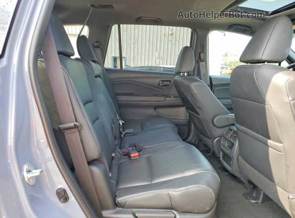 5FNYF8H52NB030271 2022 HONDA PASSPORT Blue უკანა სალონის ხედი