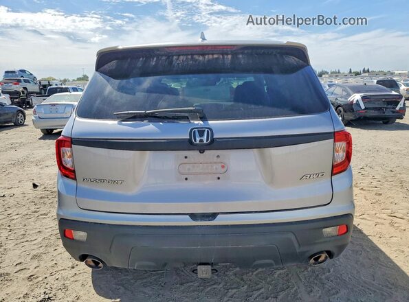 5FNYF8H55MB033535 2021 HONDA PASSPORT Silver Rear interior view