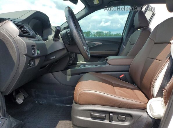 5FNYF8H55SB004632 2025 HONDA PASSPORT White Front interior view