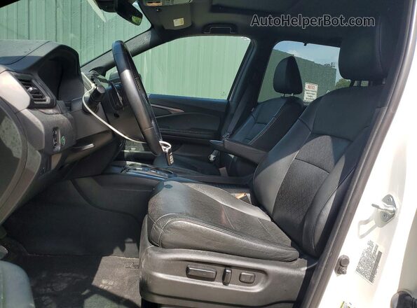 5FNYF8H56MB035181 2021 HONDA PASSPORT White Вид салону спереду
