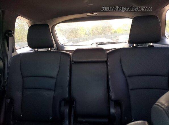5FNYF8H57MB032449 2021 HONDA PASSPORT Серебряный Вид задних сидений
