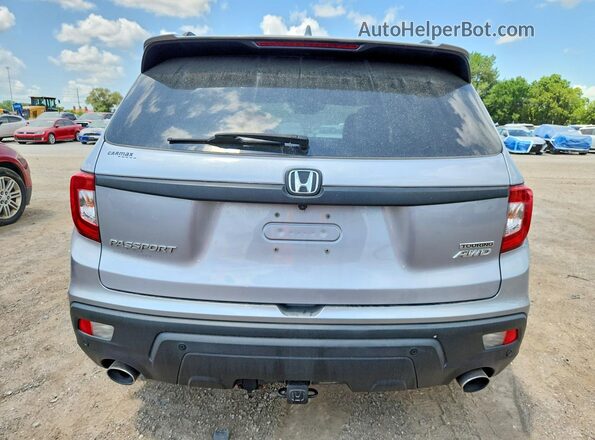 5FNYF8H93KB006222 2019 HONDA PASSPORT Silver Widok z tyłu