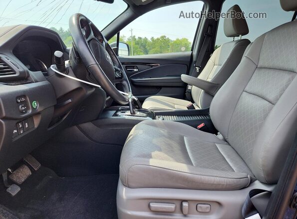 5FNYF8H93MB015165 2021 HONDA PASSPORT Blue Вид салону спереду