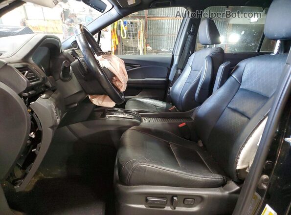 5FNYF8H97KB027302 2019 HONDA PASSPORT Black Front interior view