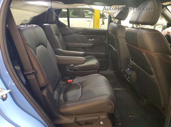 5FNYG1H68RB003093 2024 HONDA PILOT Blue Widok wnętrza z tyłu