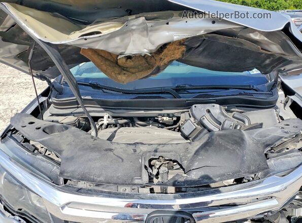 5FPYK2F65JB002583 2018 HONDA RIDGELINE Silver Вид задньої частини салону