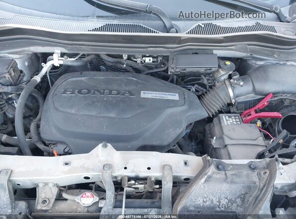5FPYK3F15JB000715 2018 HONDA RIDGELINE Silver Հետևի տեսք