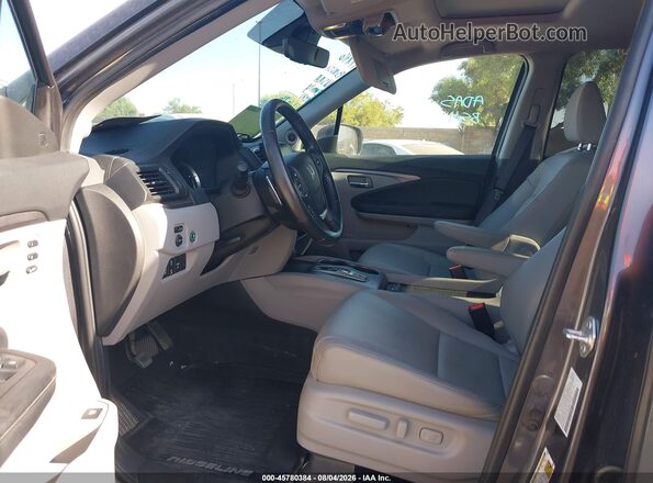 5FPYK3F51PB060051 2023 HONDA RIDGELINE Gray Widok wnętrza z przodu