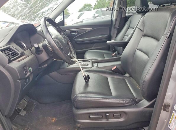 5FPYK3F54PB013337 2023 HONDA RIDGELINE Silver წინა სალონის ხედი