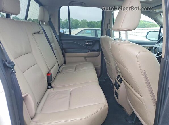 5FPYK3F55PB013363 2023 HONDA RIDGELINE White Rear seats view