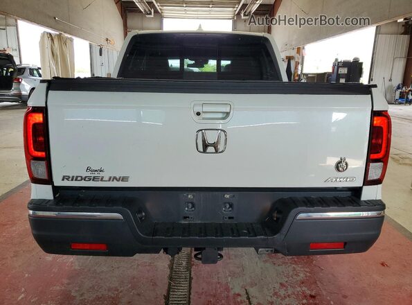 5FPYK3F56LB013494 2020 HONDA RIDGELINE White Հետևի տեսք