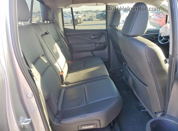 5FPYK3F57RB009401 2024 HONDA RIDGELINE Серебряный Вид задних сидений