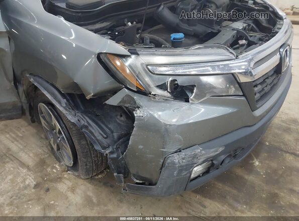 5FPYK3F58HB019563 2017 HONDA RIDGELINE Silver Front view