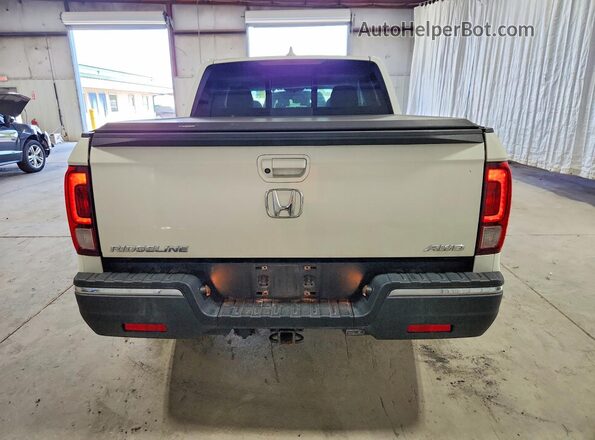 5FPYK3F5XKB030815 2019 HONDA RIDGELINE White Вид задньої частини салону