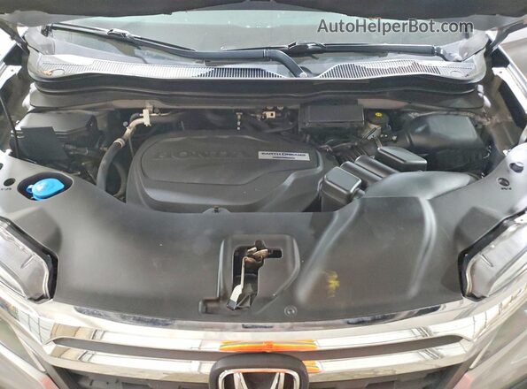 5FPYK3F63HB014361 2017 HONDA RIDGELINE Silver უკანა სალონის ხედი