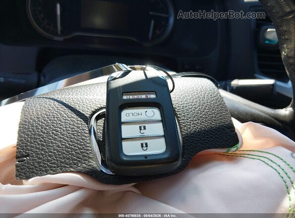 5FPYK3F6XHB022117 2017 HONDA RIDGELINE Серый Вид панели приборов