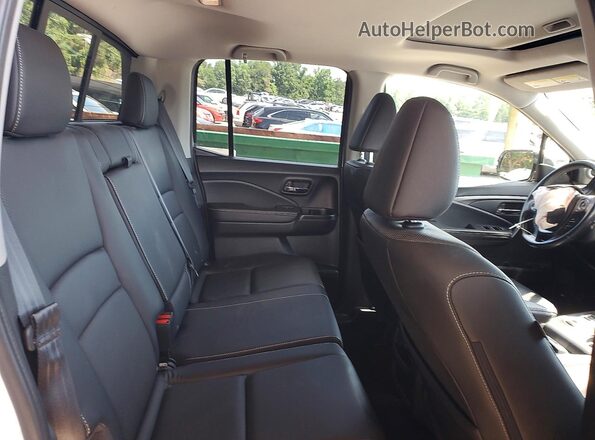 5FPYK3F70MB024283 2021 HONDA RIDGELINE White Rear seats view