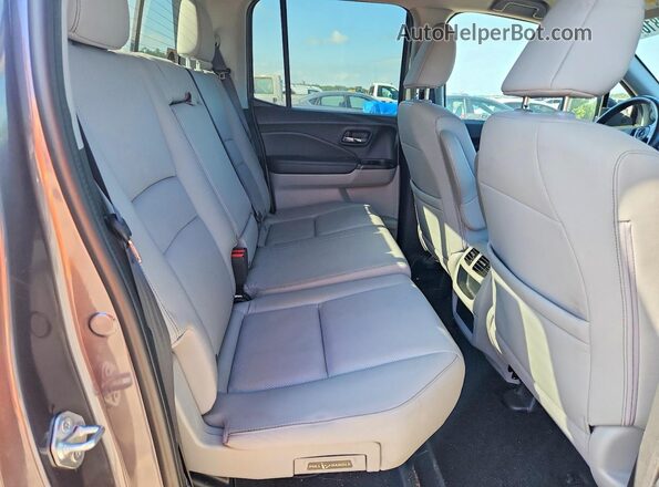5FPYK3F70NB014824 2022 HONDA RIDGELINE Серый Вид задних сидений