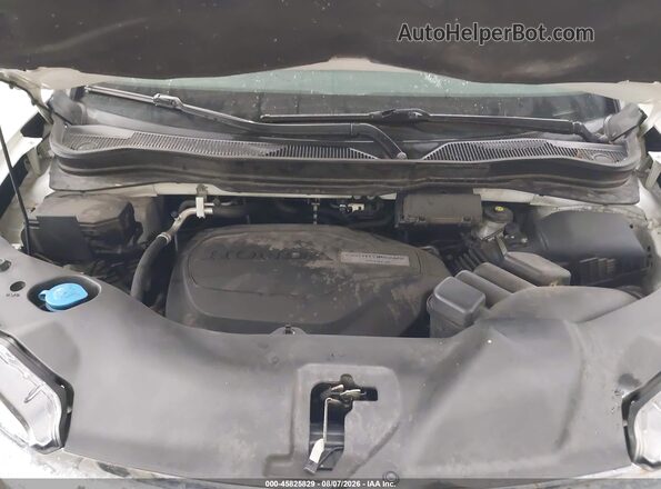 5FPYK3F72JB004855 2018 HONDA RIDGELINE White Вид ззаду