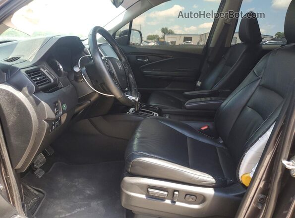 5FPYK3F72JB007643 2018 HONDA RIDGELINE Gray Widok wnętrza z przodu