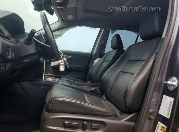 5FPYK3F73NB033058 2022 HONDA RIDGELINE Серый Вид салона спереди