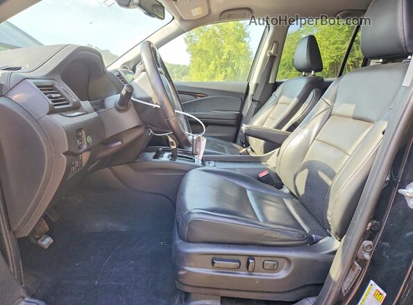 5FPYK3F74JB004243 2018 HONDA RIDGELINE Black Вид салону спереду