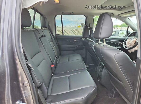 5FPYK3F78PB043412 2023 HONDA RIDGELINE Gray Rear seats view