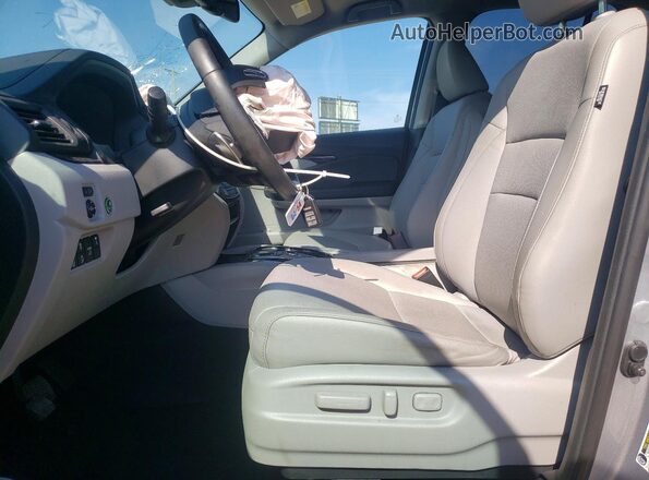 5FPYK3F79LB001552 2020 HONDA RIDGELINE Silver Вид салону спереду