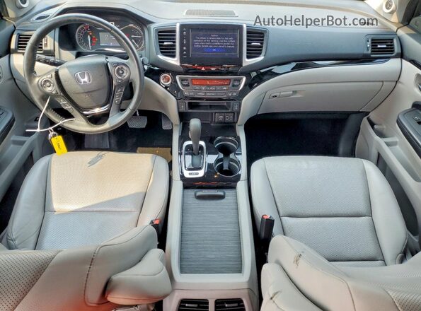 5FPYK3F7XHB008341 2017 HONDA RIDGELINE Gray Widok deski rozdzielczej
