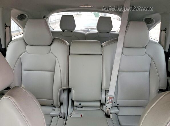 5FRYD4H53HB016848 2017 ACURA MDX Silver Vista de los asientos traseros