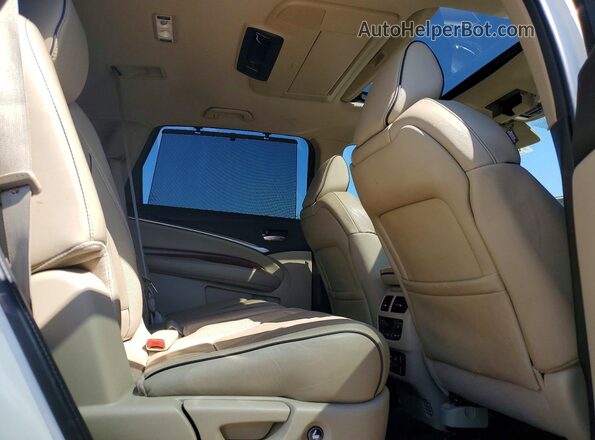 5FRYD4H87HB505151 2017 ACURA MDX White Widok wnętrza z tyłu