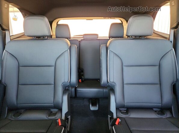 5GAERAKS5TJ263049 2026 BUICK ENCLAVE White Widok tylnych siedzeń
