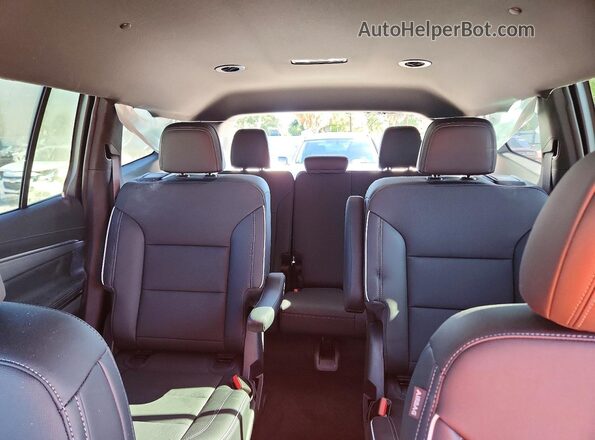 5GAERARS8SJ154184 2025 BUICK ENCLAVE Red Rear seats view
