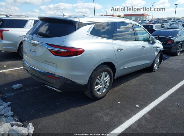 5GAERBKW0JJ161857 2018 BUICK ENCLAVE Серебряный Задняя правая четверть