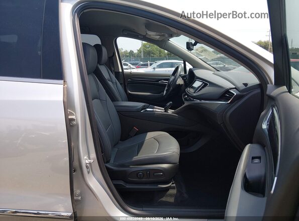5GAERBKW5KJ275726 2019 BUICK ENCLAVE Silver Front interior view
