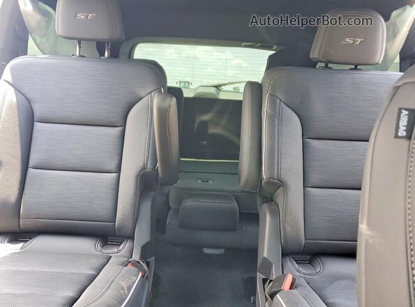 5GAERBRS6SJ103367 2025 BUICK ENCLAVE Black Հետևի նստատեղերի տեսք