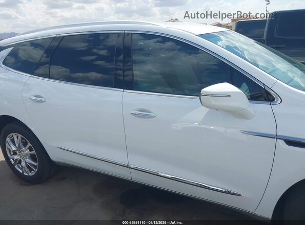 5GAERCKW1RJ106562 2024 BUICK ENCLAVE White Вид задньої частини салону