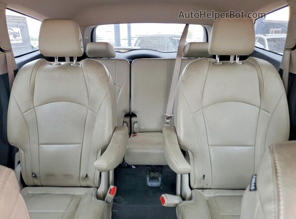 5GAERCKWXJJ218877 2018 BUICK ENCLAVE Бордовый Вид задних сидений